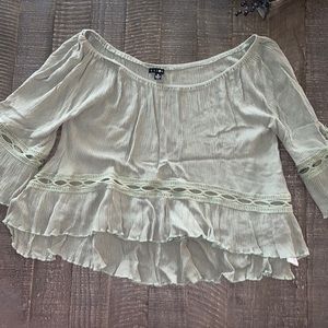 Off-the-shoulder top